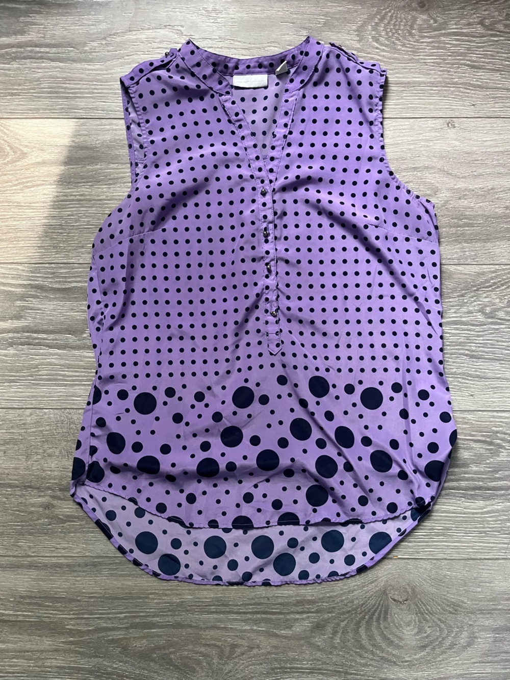 NY & Company Purple Navy Polka Dot Sleeveless V Neck Blouse Work Size S Career